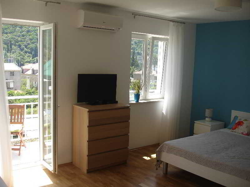 Apartments Silvija Mokošica Exterior foto